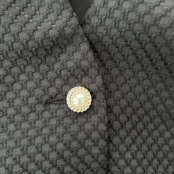 NWOT Shein Chic Black Textured Vest Top – Small - Picture 7 of 9